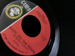 画像2: 高速マッシュ・ガレージ/45オンリー★THE DARDENELLES-『BABY, DO THE FROOG』 