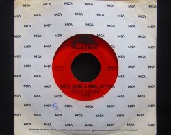画像1: ワイルド・ロックンロール・ディスクガイド掲載★BOBBY FULLER FOUR-『LOVE'S MADE A FOOL OF YOU』