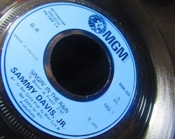 画像3: 『雨に唄えば』カバー/France原盤★SAMMY DAVIS JR.-『SINGIN' IN THE RAIN』