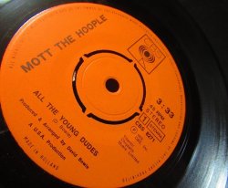 画像3: David Bowie作/EU原盤★MOTT THE HOOPLE-『ALL THE YOUNG DUES』