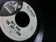 画像2: Phil Spector音壁/1stプレス★THE CRYSTALS-『愛しているんだもの/HE'S SURE THE BOY I LOVE』 (2)