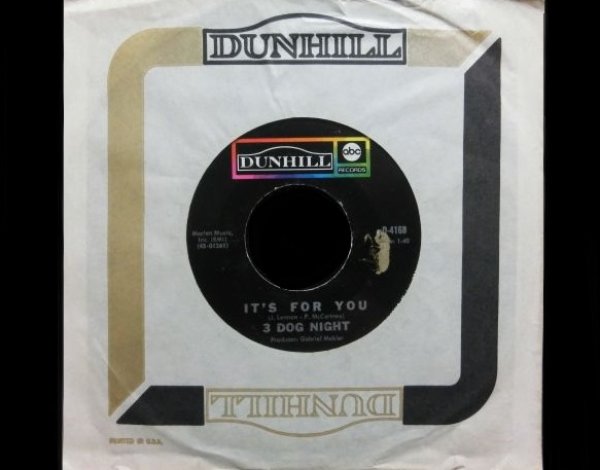 画像1: The Beatles名曲カバー/希少デビューシングル★THREE DOG NIGHT-『IT'S FOR YOU』 (1)